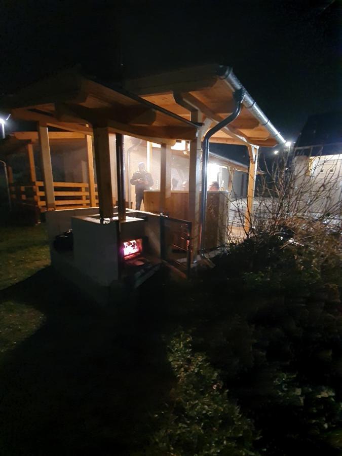 Borkuti Panzio Es Apartman Balatonszárszó Zewnętrze zdjęcie
